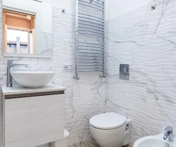 Zeus - Finestra Sul Vaticano רומא