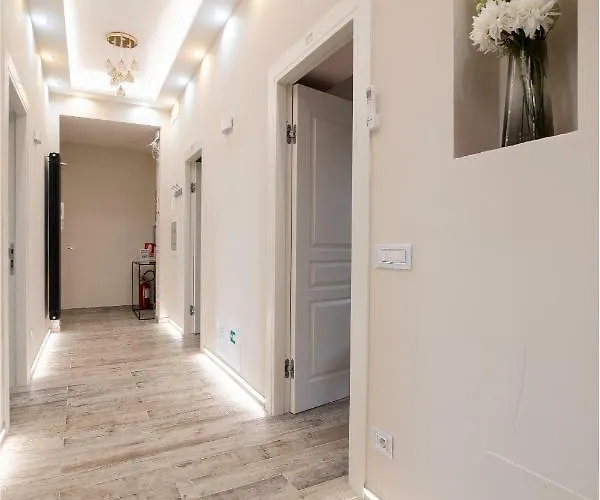 בית הארחה Zeus - Finestra Sul Vaticano 4*