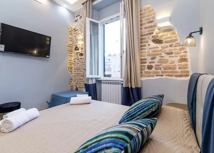 Zeus - Finestra Sul Vaticano רומא